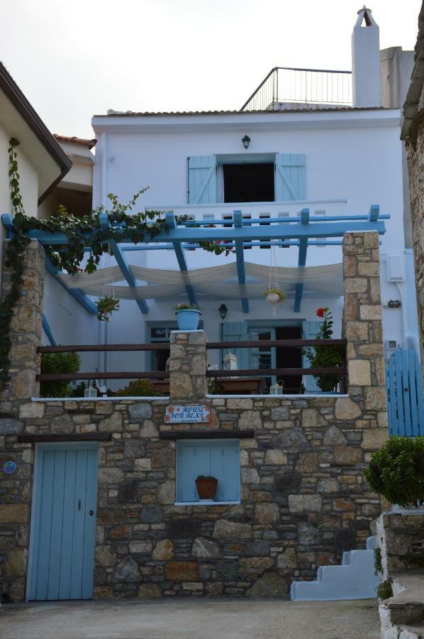 Stella'S Traditional House. Alonnisos Town ภายนอก รูปภาพ